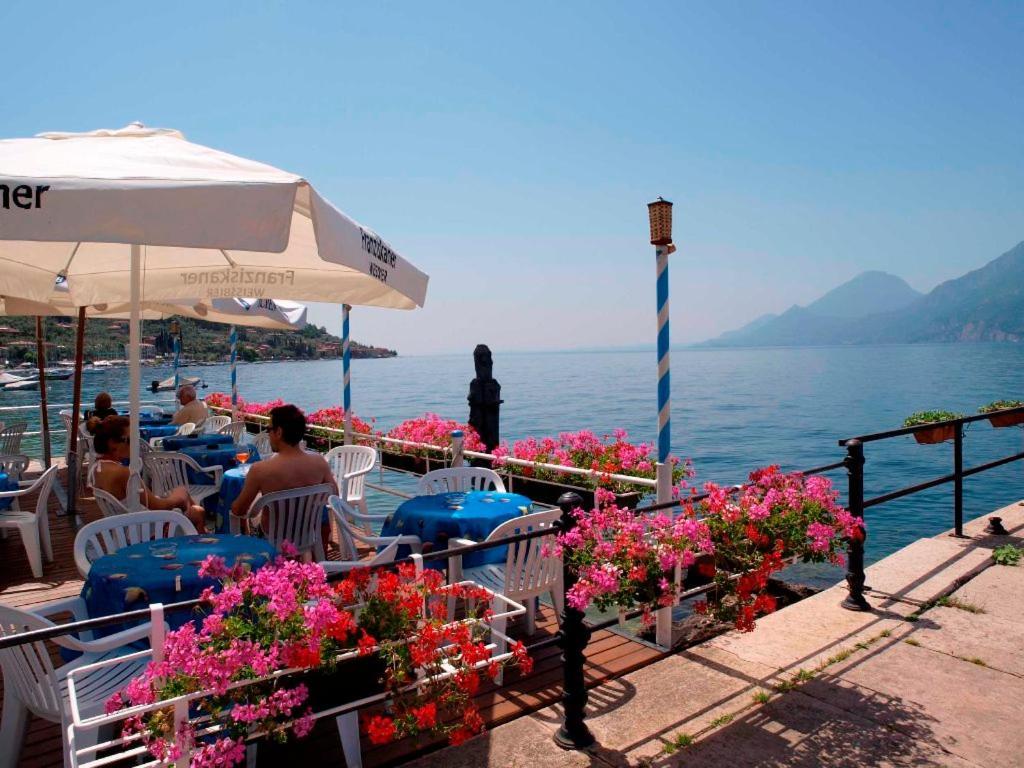 Hotel Eden Brenzone sul Garda Exterior photo