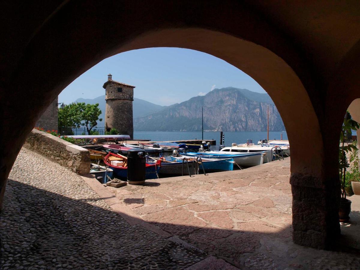 Hotel Eden Brenzone sul Garda Exterior photo