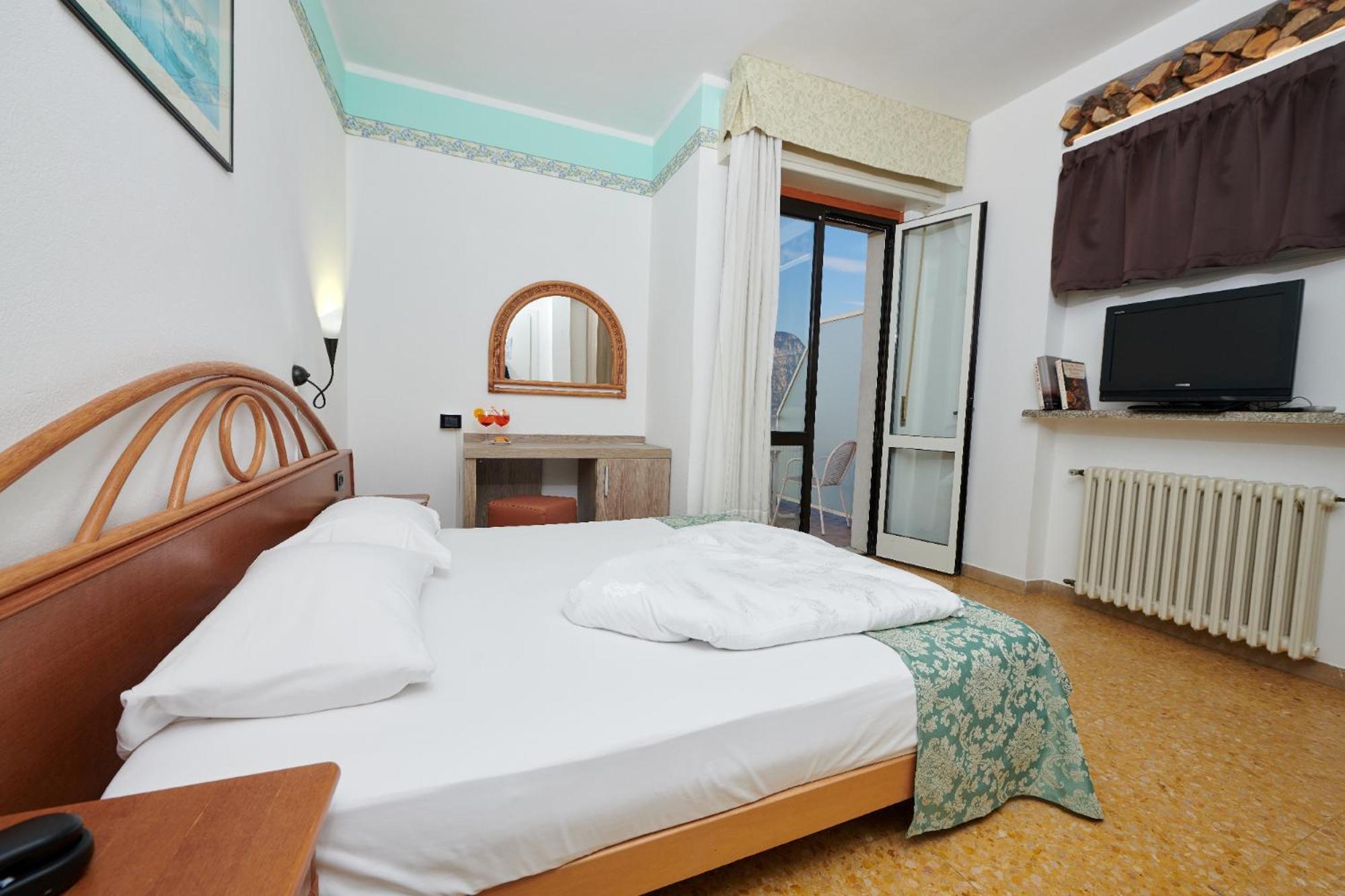 Hotel Eden Brenzone sul Garda Room photo