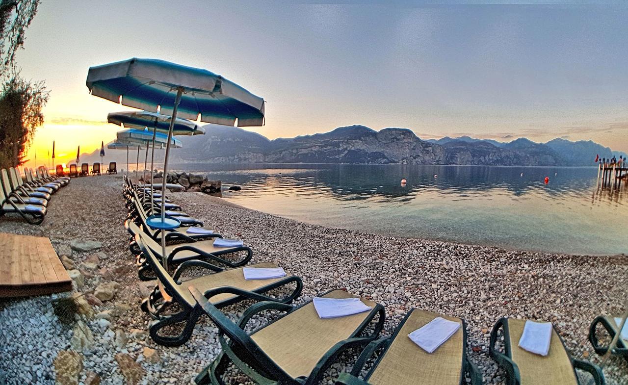 Hotel Eden Brenzone sul Garda Exterior photo